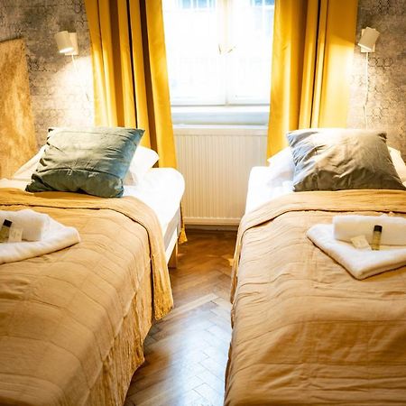 Free Parking Chain Bridge Home 4Ppl, 2Bdrm, Wifi, Smart Tv, Ac Budapest Exterior foto